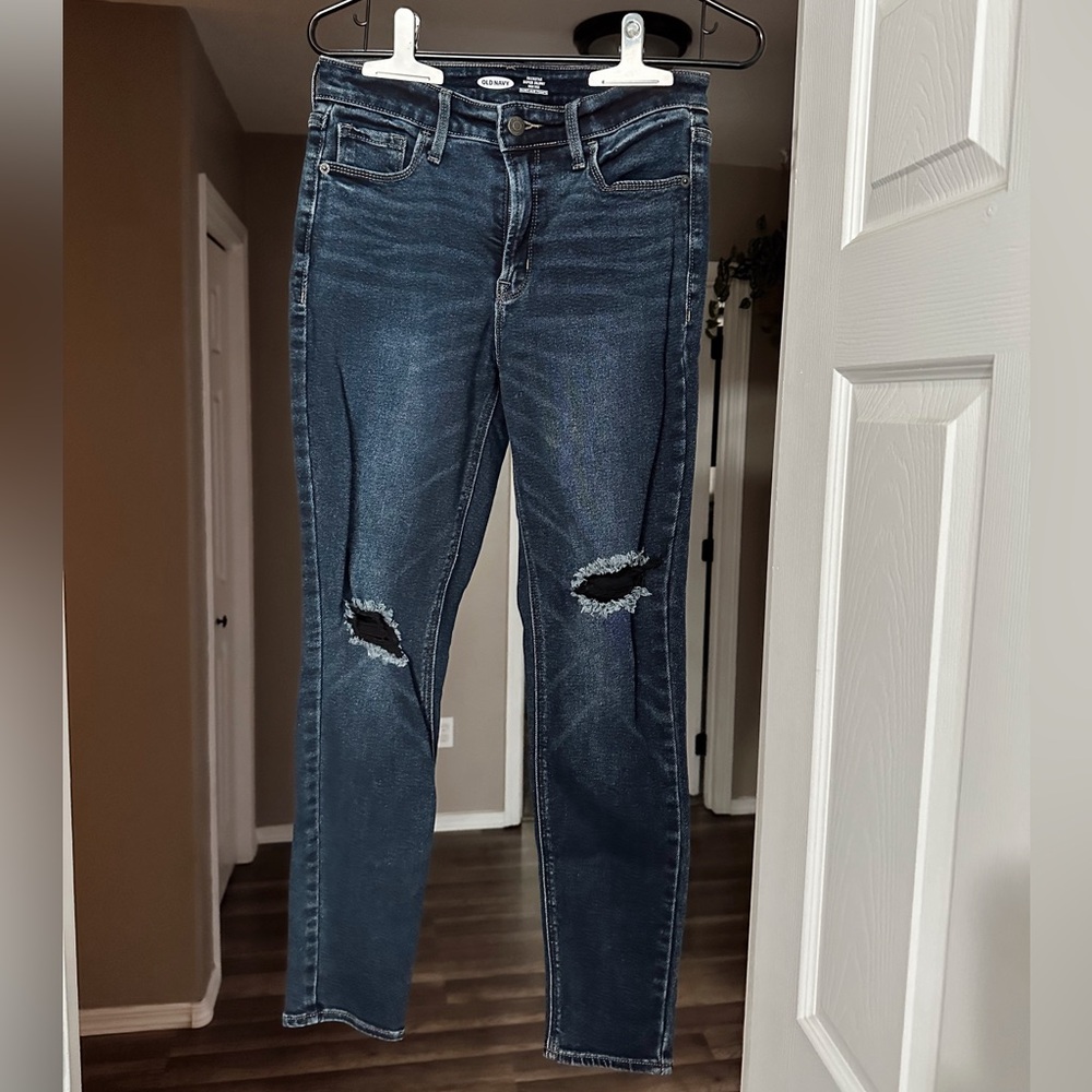 Old Navy Rockstar Super Skinny High-Rise Jeans — Size 6